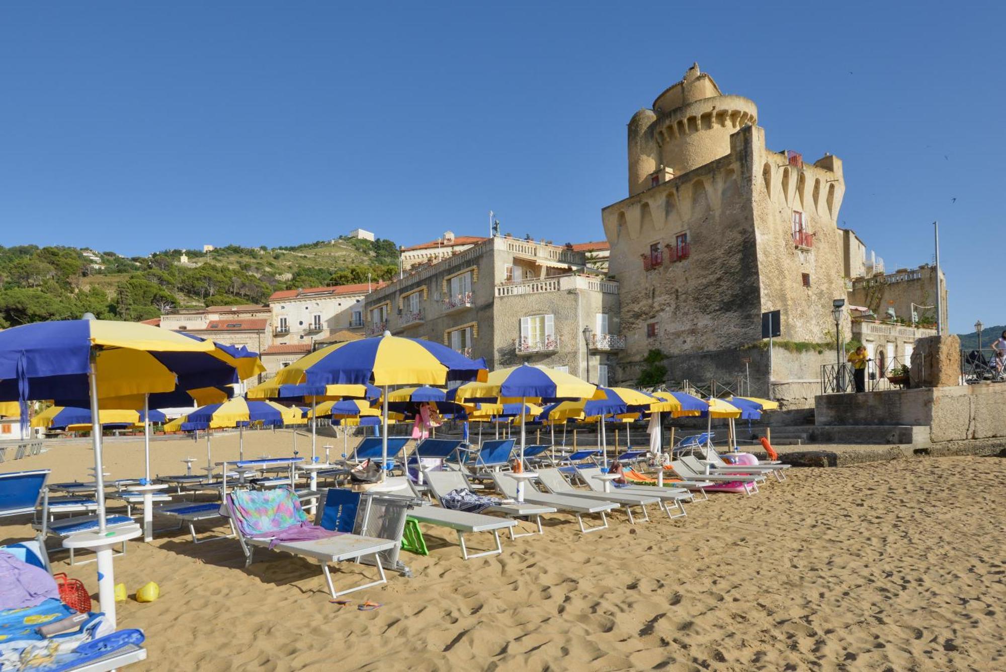 Hotel La Pergola Santa Maria di Castellabate Exterior photo