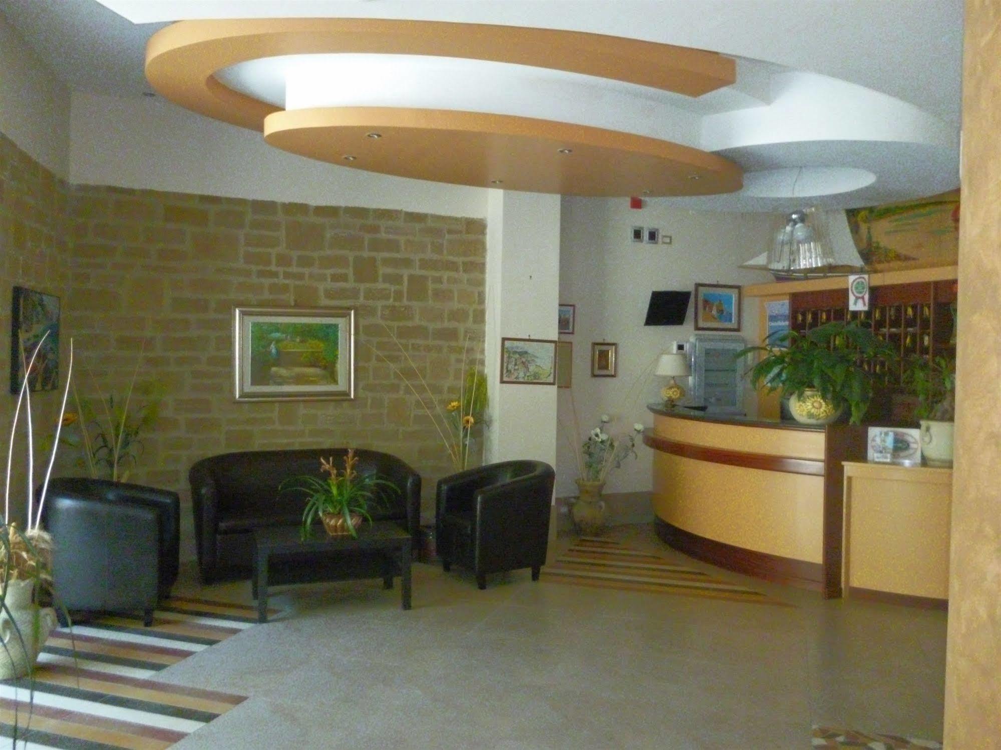 Hotel La Pergola Santa Maria di Castellabate Exterior photo